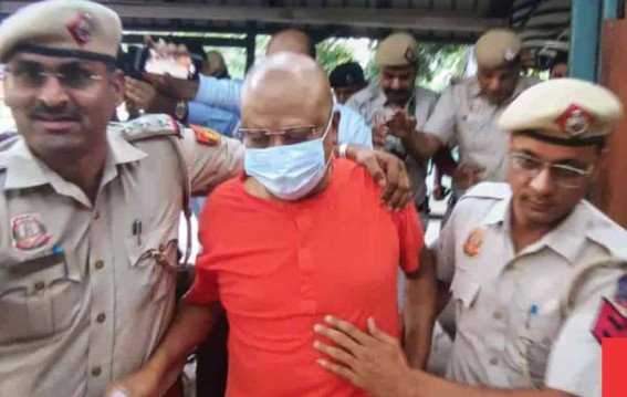 Judge Steps Down from Chaitanyanand